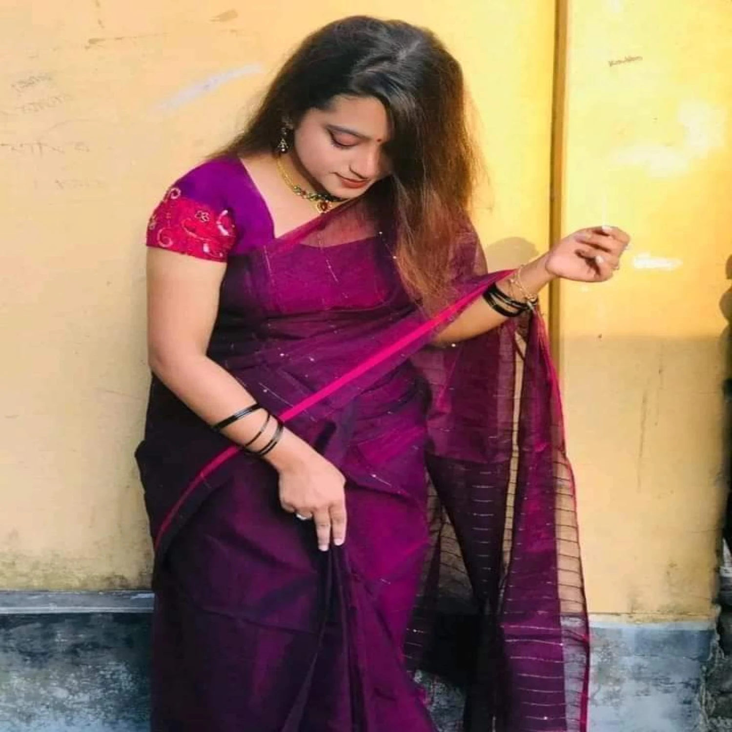 চুমকি শাড়ি নারীর ঐতিহ্যের অনন্য প্রতীক